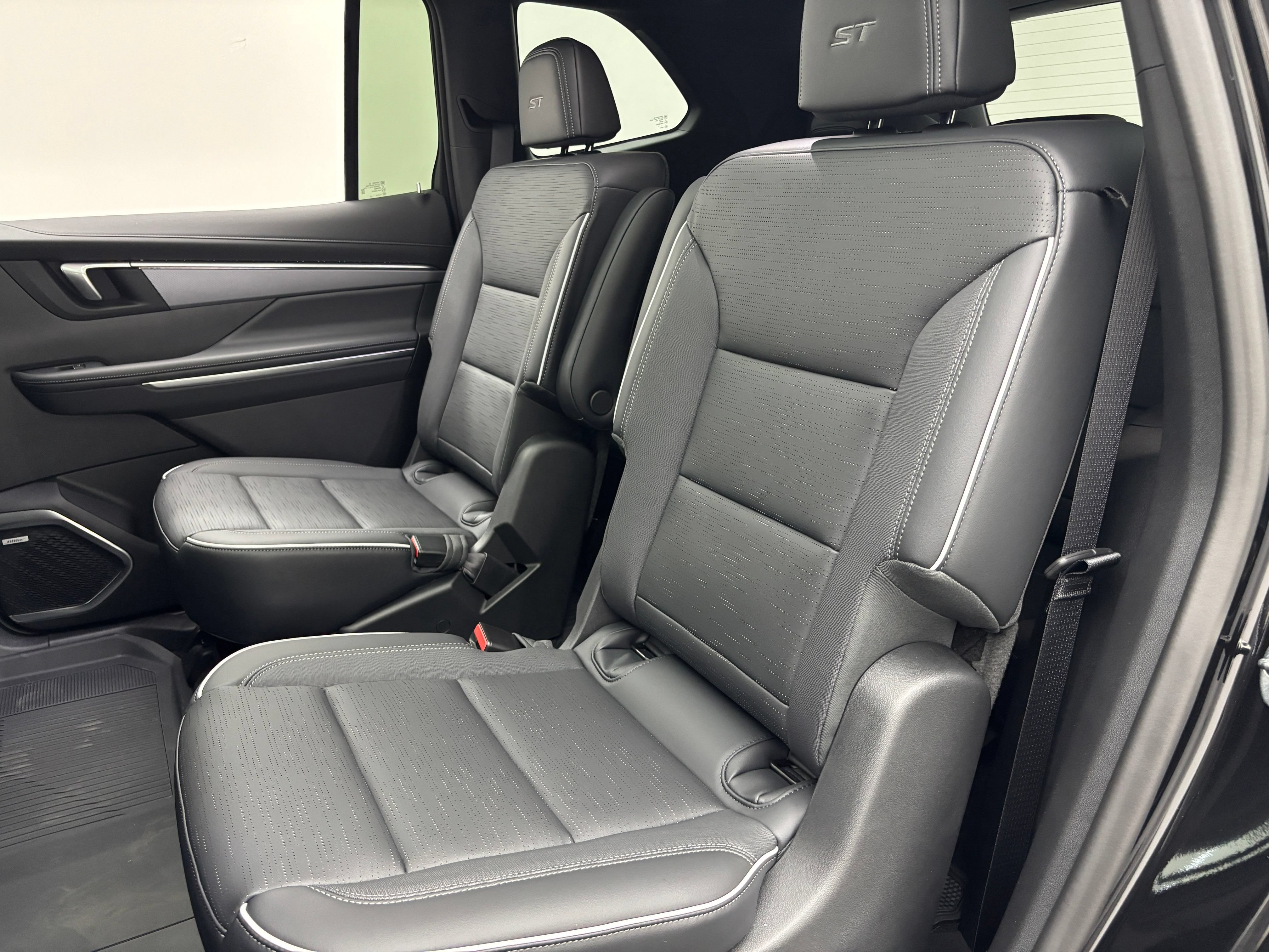 New 2026 Buick Enclave Sport Touring w/ Power Package FWD image 45