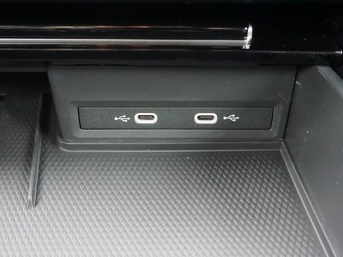 New 2026 Volkswagen Atlas Cross Sport SEL Premium R-Line image 18