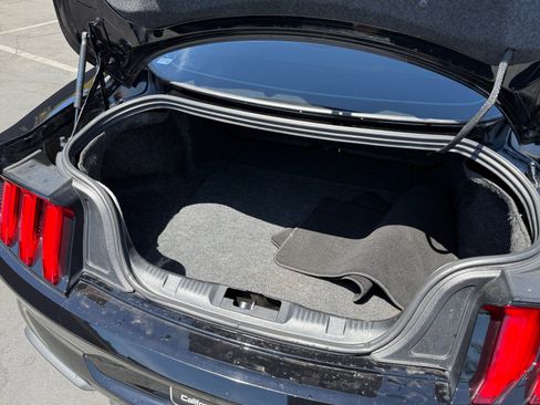 Used 2021 Ford Mustang GT w/ Equipment Group 301A image 18