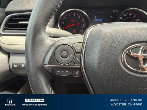 Used 2020 Toyota Camry XSE FWD image 18