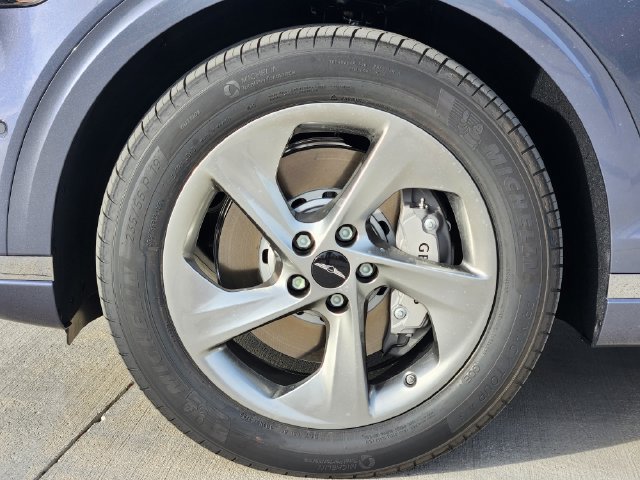 Used 2026 Genesis GV70 2.5T Advanced AWD/4WD image 7