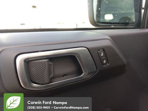 New 2025 Ford Bronco Outer Banks image 11