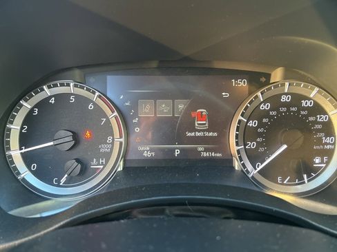 Used 2023 Toyota Highlander XLE image 15