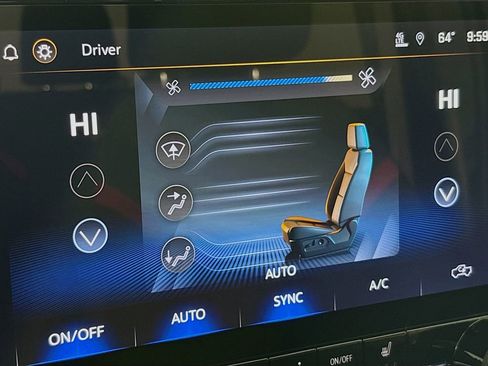 Used 2025 Chevrolet Colorado Z71 w/ Technology Package image 39