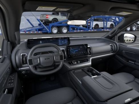 New 2026 Ford Expedition Platinum w/ Stealth Performance Package AWD/4WD image 11