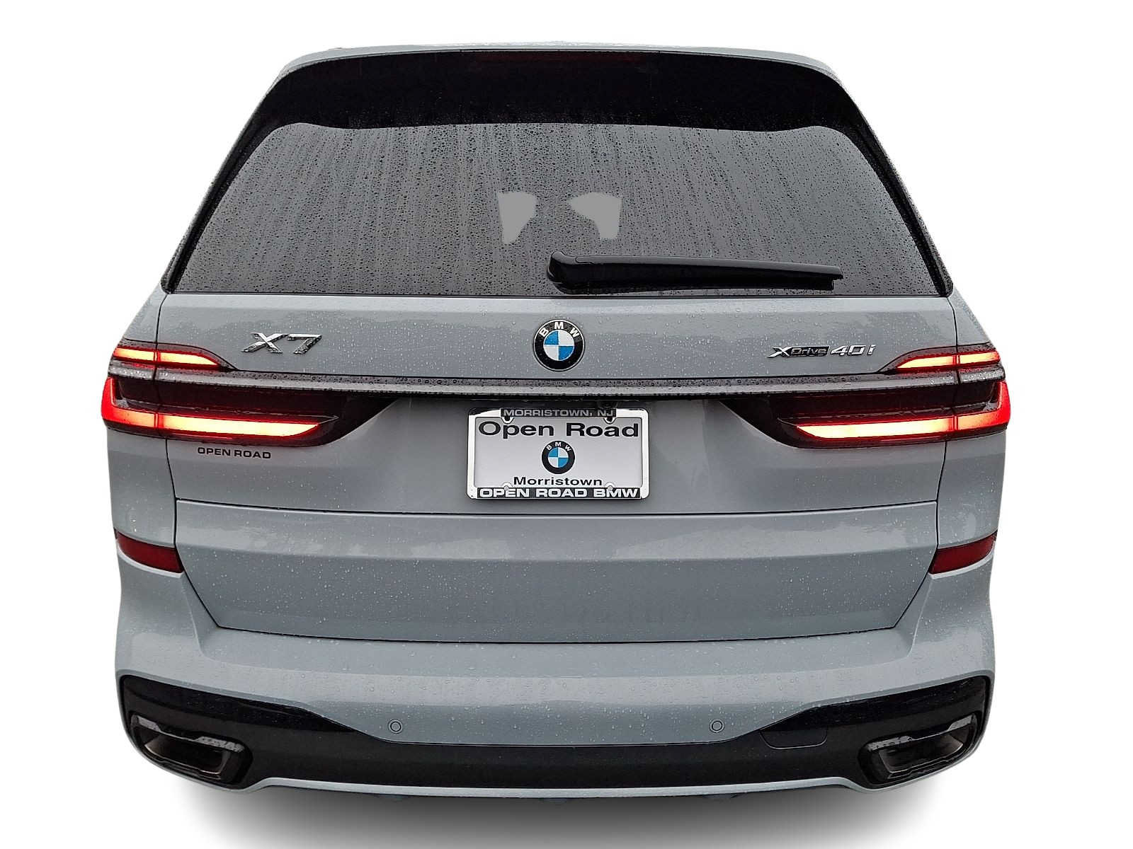 Used 2024 BMW X7 xDrive40i w/ M Sport Package AWD/4WD image 5