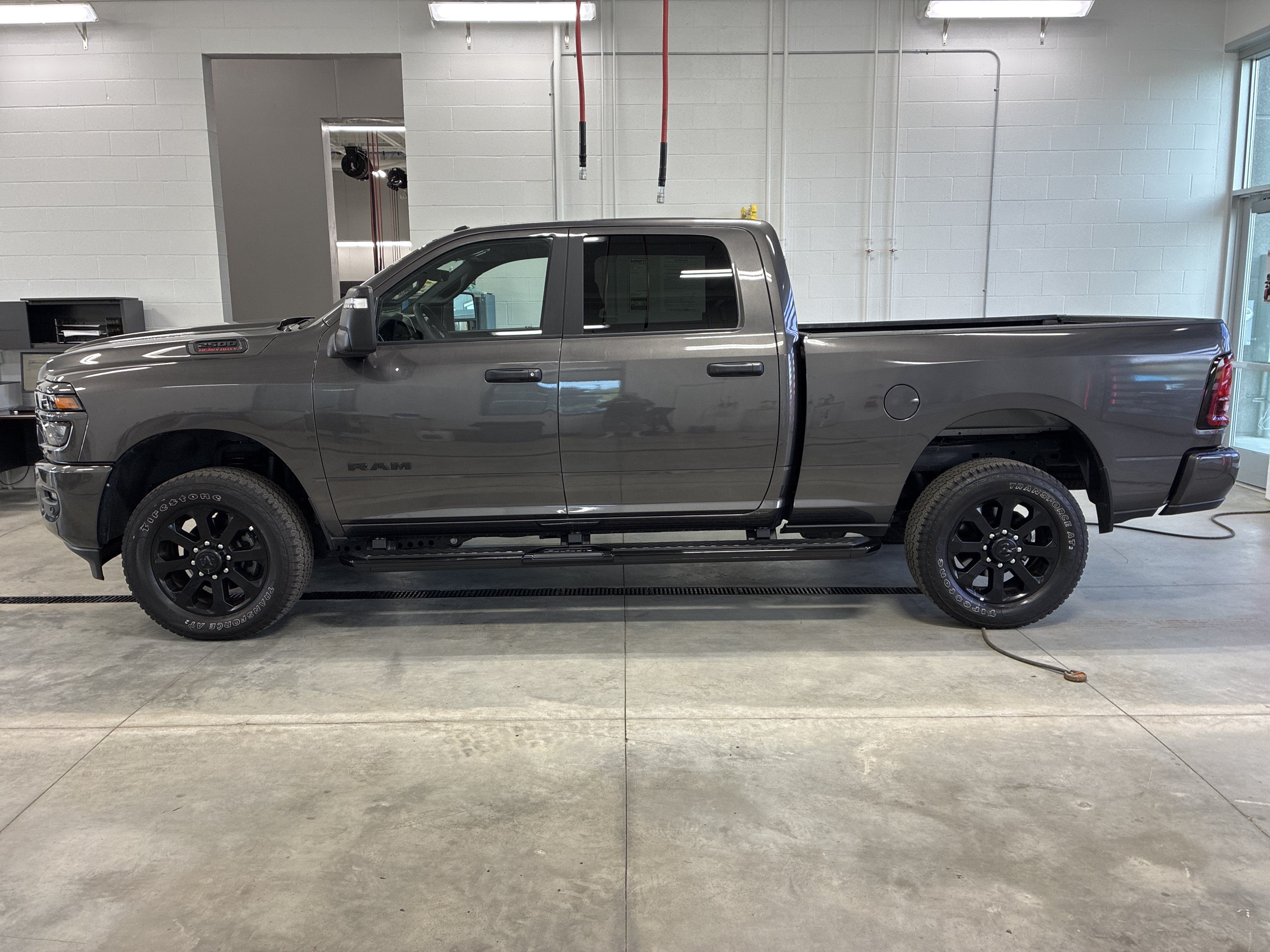 Certified 2025 RAM 2500 Big Horn AWD/4WD image 8