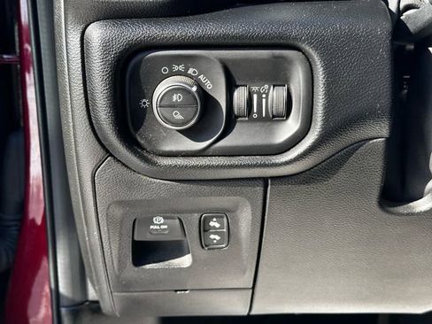 Used 2019 RAM 1500 Big Horn image 22