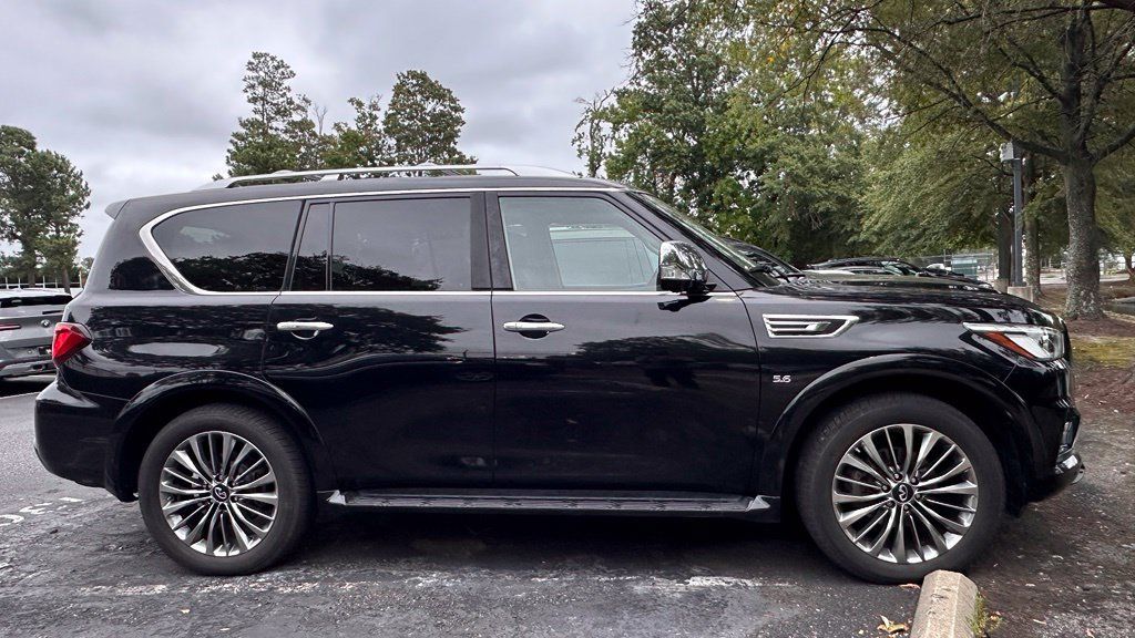 Used 2019 INFINITI QX80 Luxe w/ 22" Wheel Package AWD/4WD image 4
