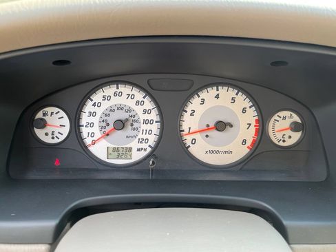 Used 2001 Nissan Pathfinder SE AWD/4WD image 15