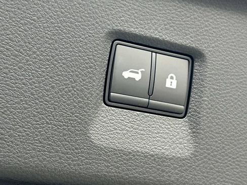 New 2026 INFINITI QX60 Autograph image 13