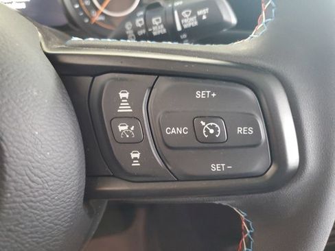 Used 2026 Jeep Wrangler Unlimited Sport w/ Dual Top Group AWD/4WD image 19