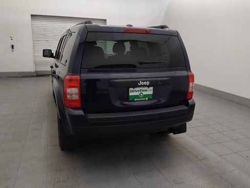 Used 2016 Jeep Patriot Sport FWD image 6