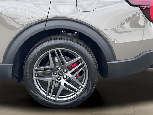 New 2026 Ford Explorer ST w/ Sun And Sound Package image 42