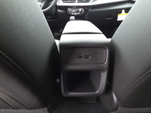 New 2026 Chevrolet Trax LT w/ Driver Confidence Package image 30