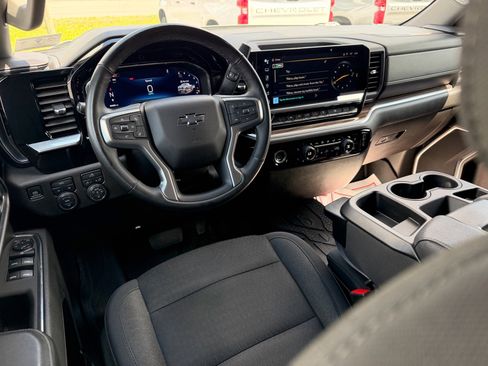 Used 2024 Chevrolet Silverado 1500 RST AWD/4WD image 11