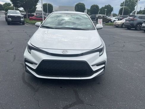 Used 2025 Toyota Corolla SE FWD image 10