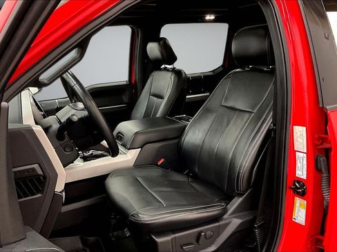 Used 2020 Ford F150 Lariat w/ Equipment Group 502A Luxury AWD/4WD image 22
