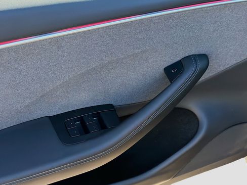 Used 2025 Tesla Model 3 Long Range RWD image 22