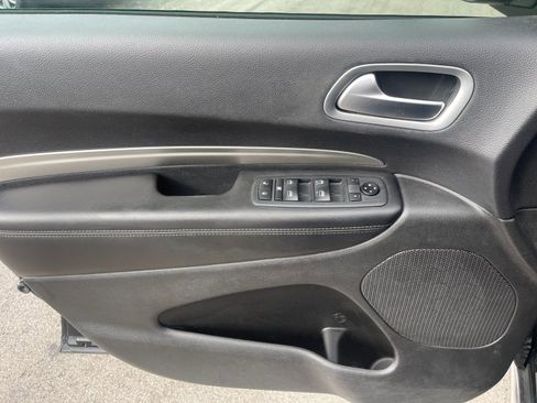 Used 2020 Dodge Durango SXT w/ 3rd Row Seating Group image 12