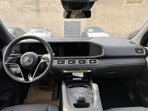Used 2026 Mercedes-Benz GLE 350 4MATIC image 11