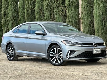 Used 2025 Volkswagen Jetta SE