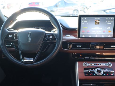 Used 2022 Lincoln Aviator Reserve w/ Equipment Group 201A image 15