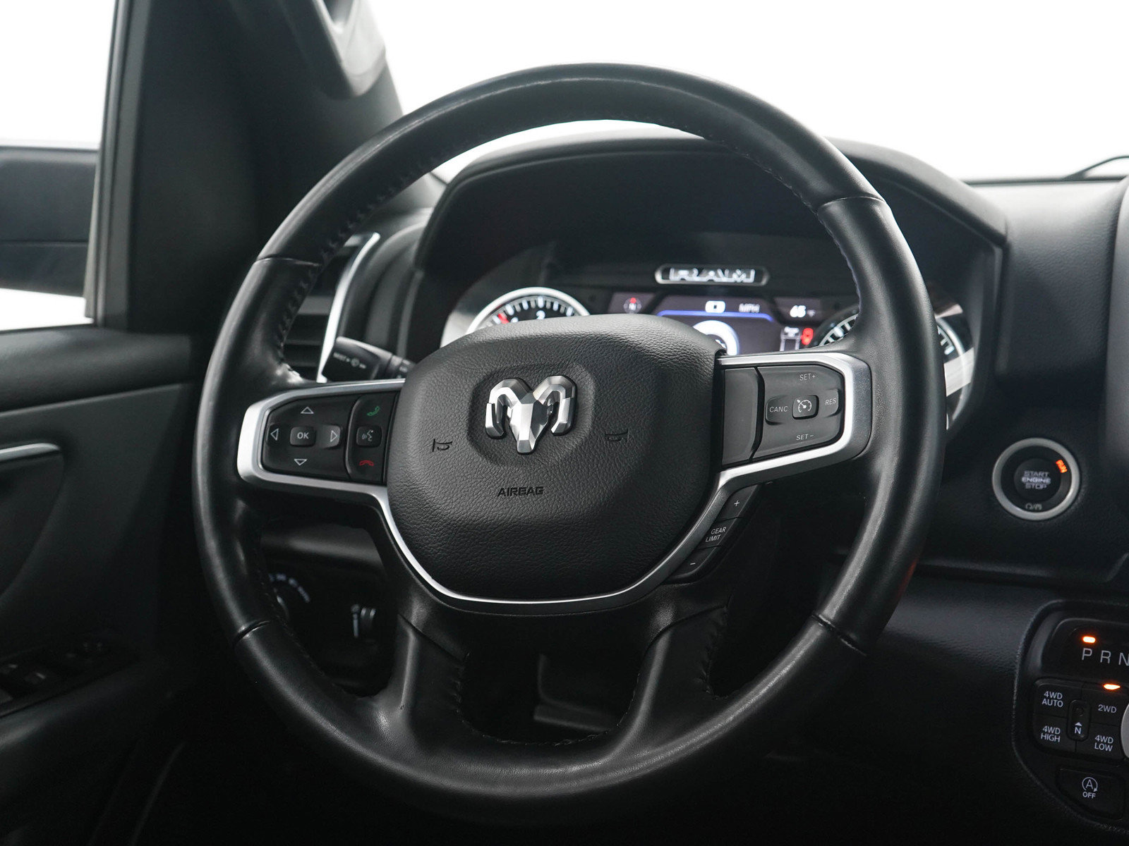 Used 2022 RAM 1500 Big Horn AWD/4WD image 17