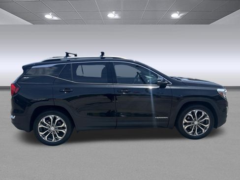 Used 2020 GMC Terrain SLT w/ Preferred Package AWD/4WD image 2
