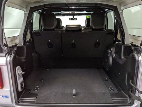 Used 2023 Jeep Wrangler Unlimited Sahara image 26