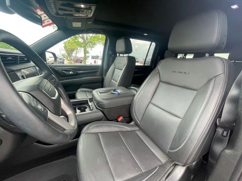 Used 2023 GMC Yukon XL Denali w/ LPO, Floor Liner Package AWD/4WD image 24