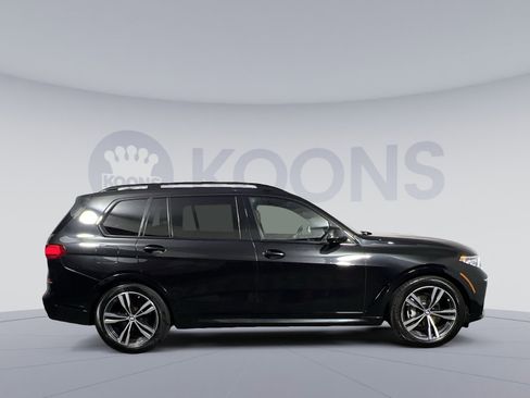 Used 2022 BMW X7 xDrive40i w/ M Sport Package image 8