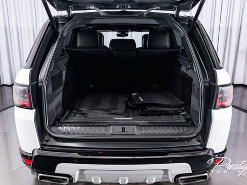 Used 2022 Land Rover Range Rover Sport HSE Silver Edition image 17