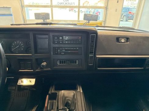 Used 1987 Jeep Cherokee 4WD 4-Door image 18