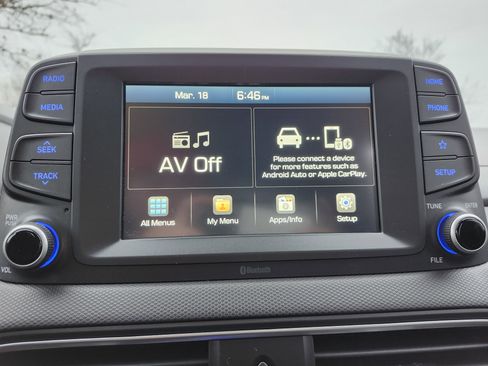 Used 2021 Hyundai Kona SE image 4