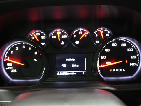 Used 2025 Chevrolet Silverado 1500 Custom AWD/4WD image 13