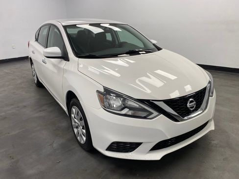 Used 2016 Nissan Sentra S image 8