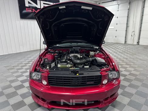 Used 2006 Ford Mustang GT Premium image 41