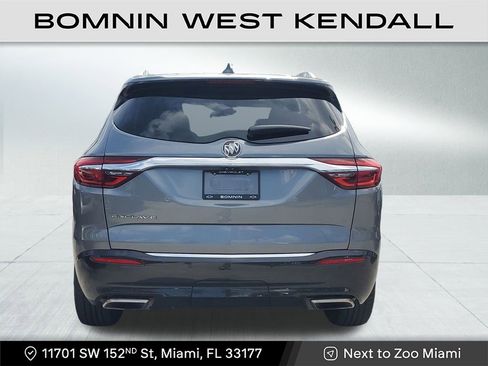 Used 2021 Buick Enclave Essence w/ Sound and Sites Package image 5