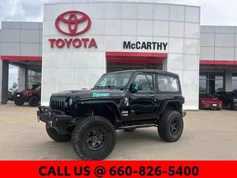 Used 2020 Jeep Wrangler Sport AWD/4WD image 1