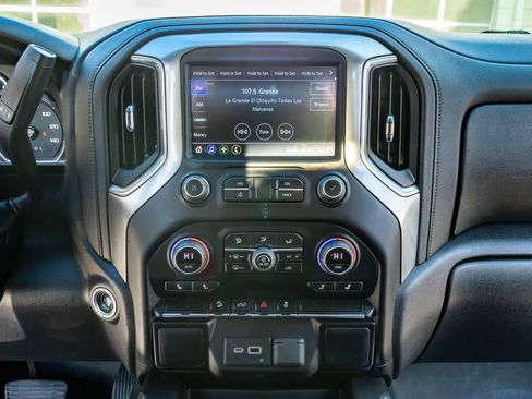 Used 2022 Chevrolet Silverado 1500 RST image 22