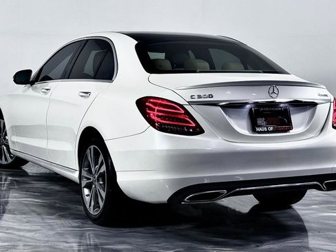 Used 2018 Mercedes-Benz C 300 4MATIC Sedan image 11