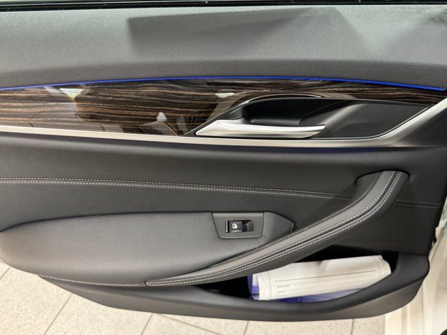 Used 2023 BMW 530i xDrive w/ M Sport Package AWD/4WD image 38