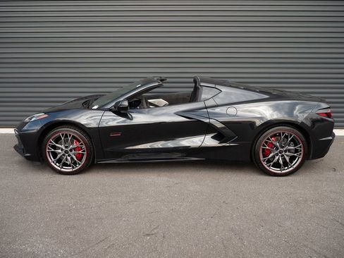 Used 2023 Chevrolet Corvette Stingray image 2