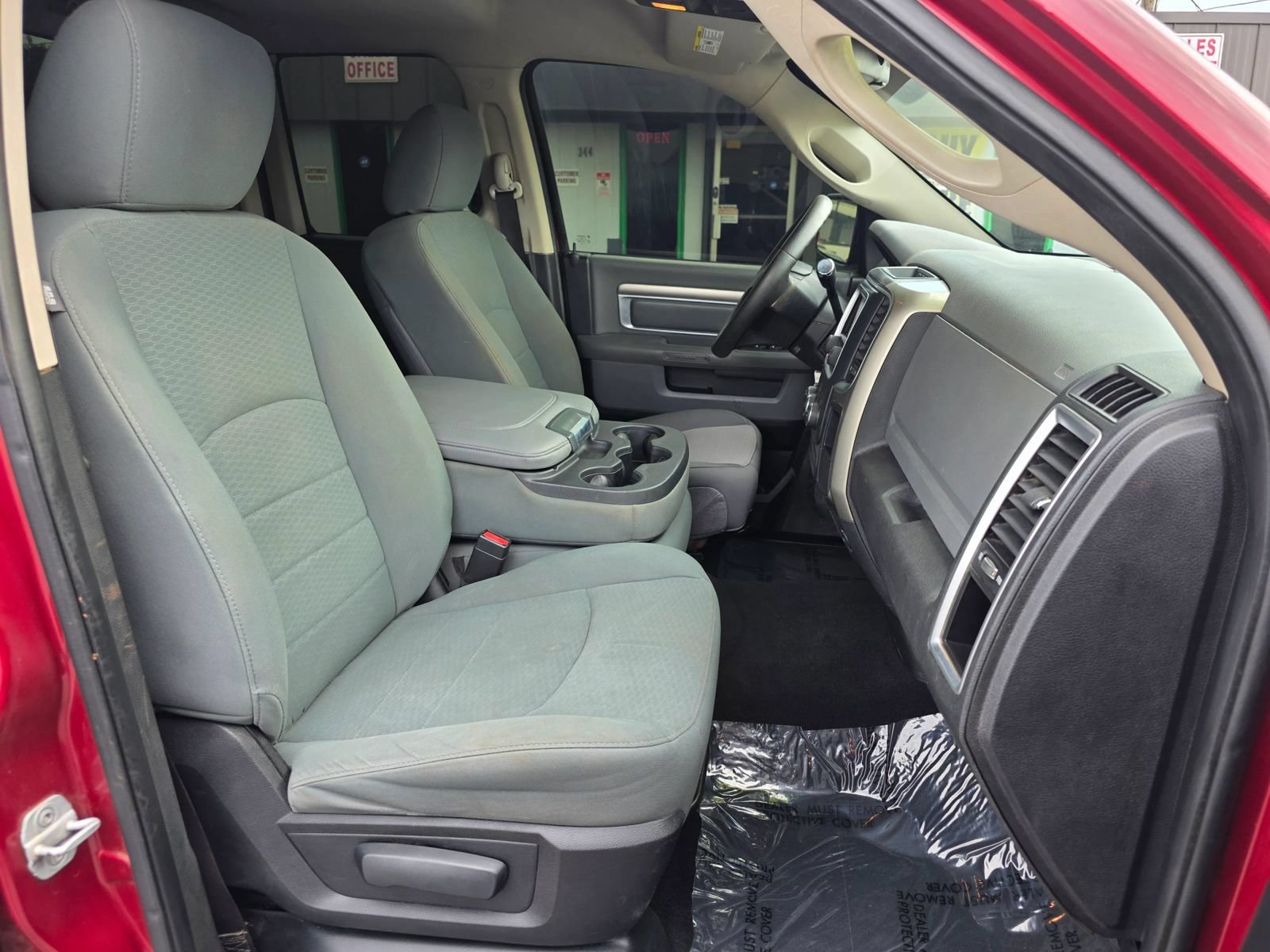 Used 2013 RAM 1500 Classic SLT w/ Premium Display Pkg AWD/4WD image 8