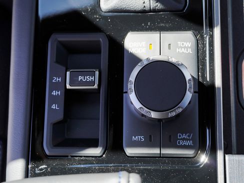 New 2026 Toyota Tundra Platinum w/ TRD Off-Road Package image 41