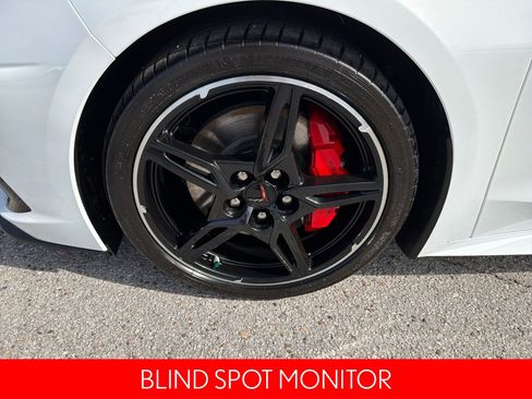 Used 2024 Chevrolet Corvette Stingray Preferred Cpe w/ Z51 Performance Package image 11