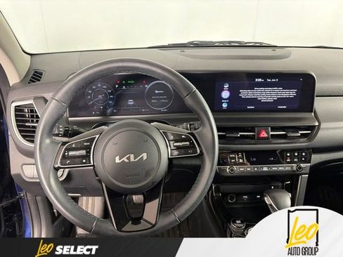 Used 2024 Kia Seltos EX AWD/4WD image 14