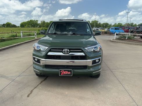 Used 2022 Toyota 4Runner Limited image 3