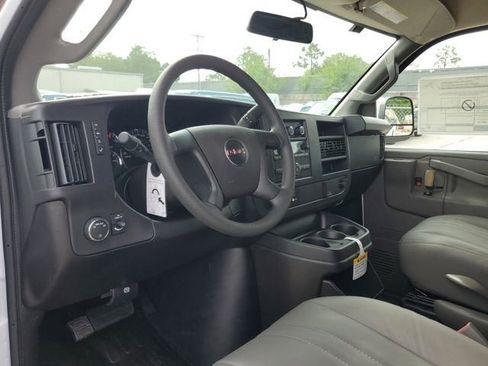 New 2026 GMC Savana 2500 Extended RWD image 19